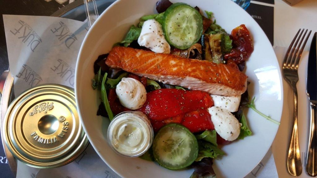 Salmon salad