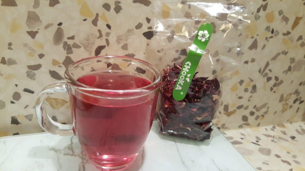 Infusion aux fleurs d'hibiscus