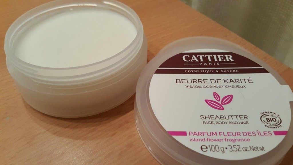 Test du beurre de karité visage, corps et cheveux Bio Cattier