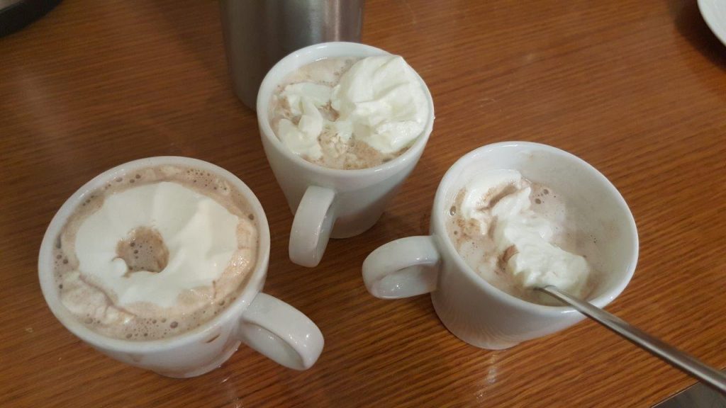 chocolat chaud à la viennoise