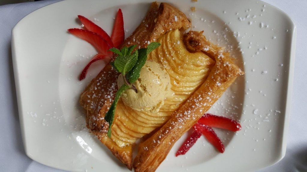 La tarte fine aux pommes caramélisées 