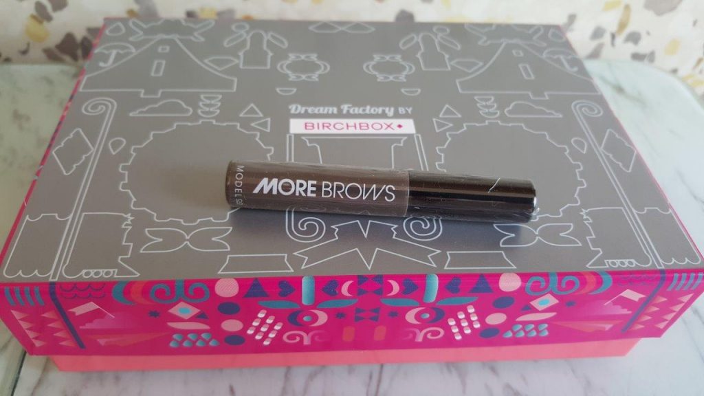 mascara Mor Brows de MODELco