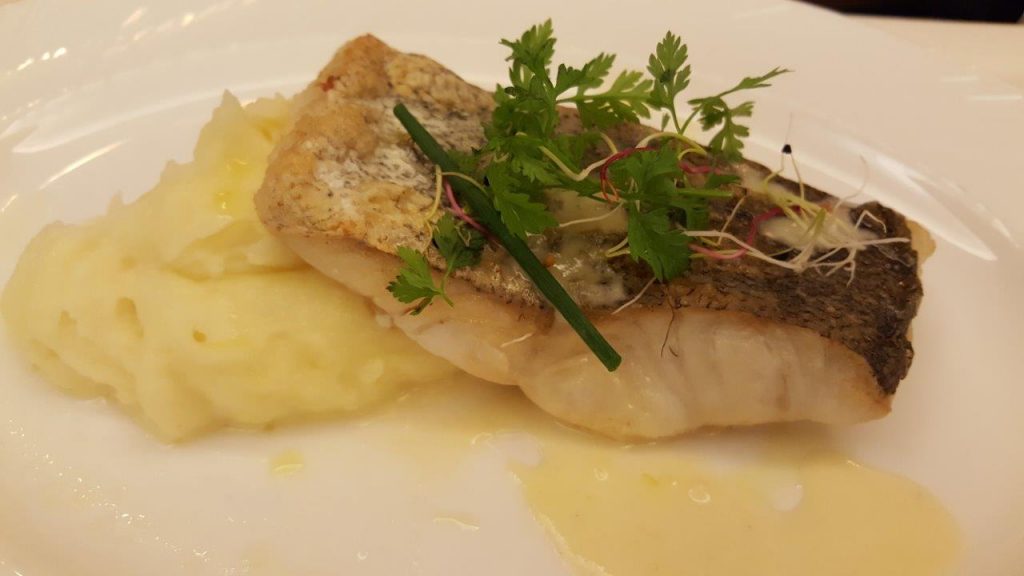 Filet d'Églefin, purée (menu enfant)