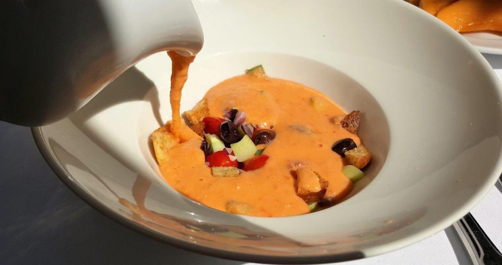 velouté frais de tomates façon panzanella