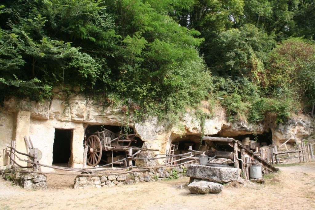 vallée troglodytique des Goupilleres