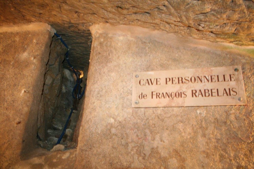 Dégustation de vins AOC Chinon aux caves Painctes de Chinon