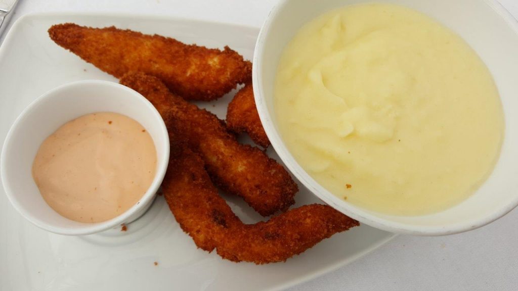 Nuggets et purée (menu enfant)