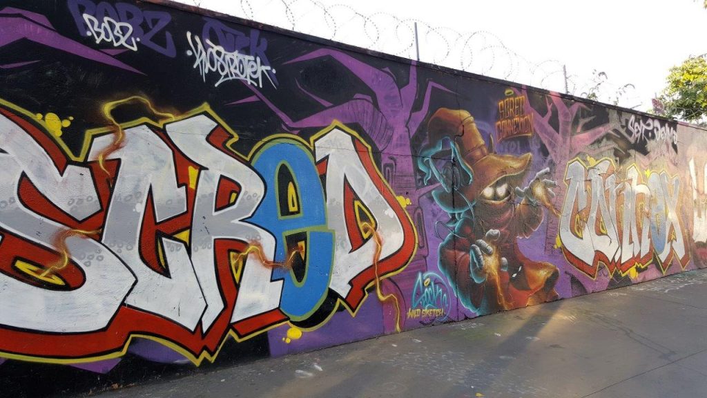 mur de street art 